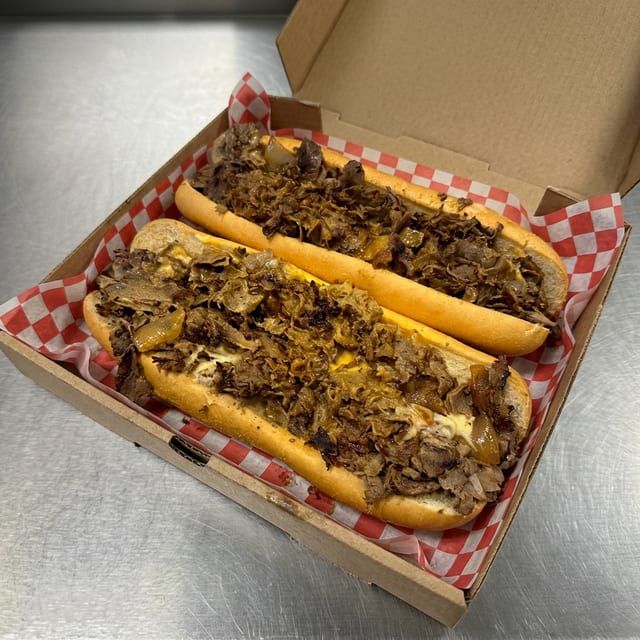 Juicer Cheesesteak.